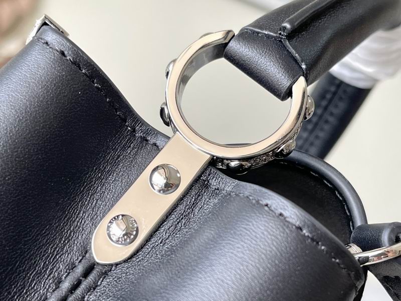 Capucines M51783 21x14x8cm gf (4)