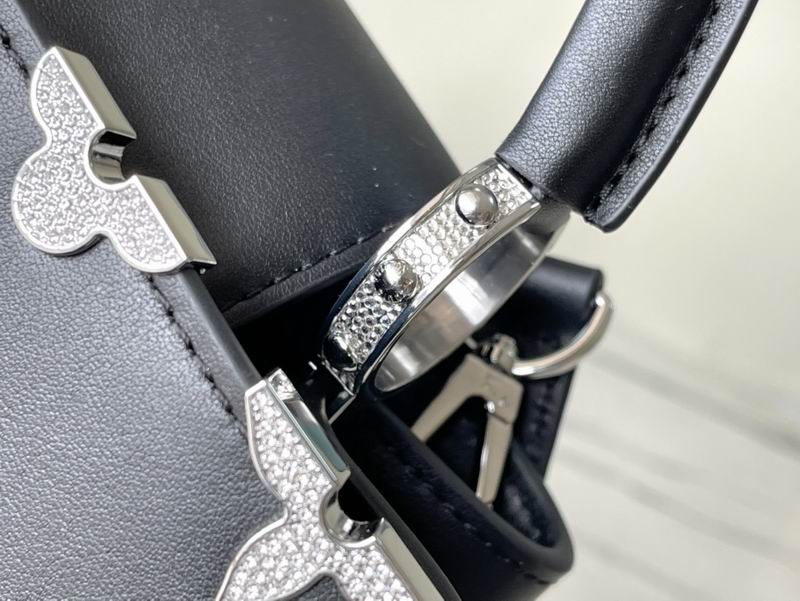 Capucines M51783 27x18x9cm gf (7)