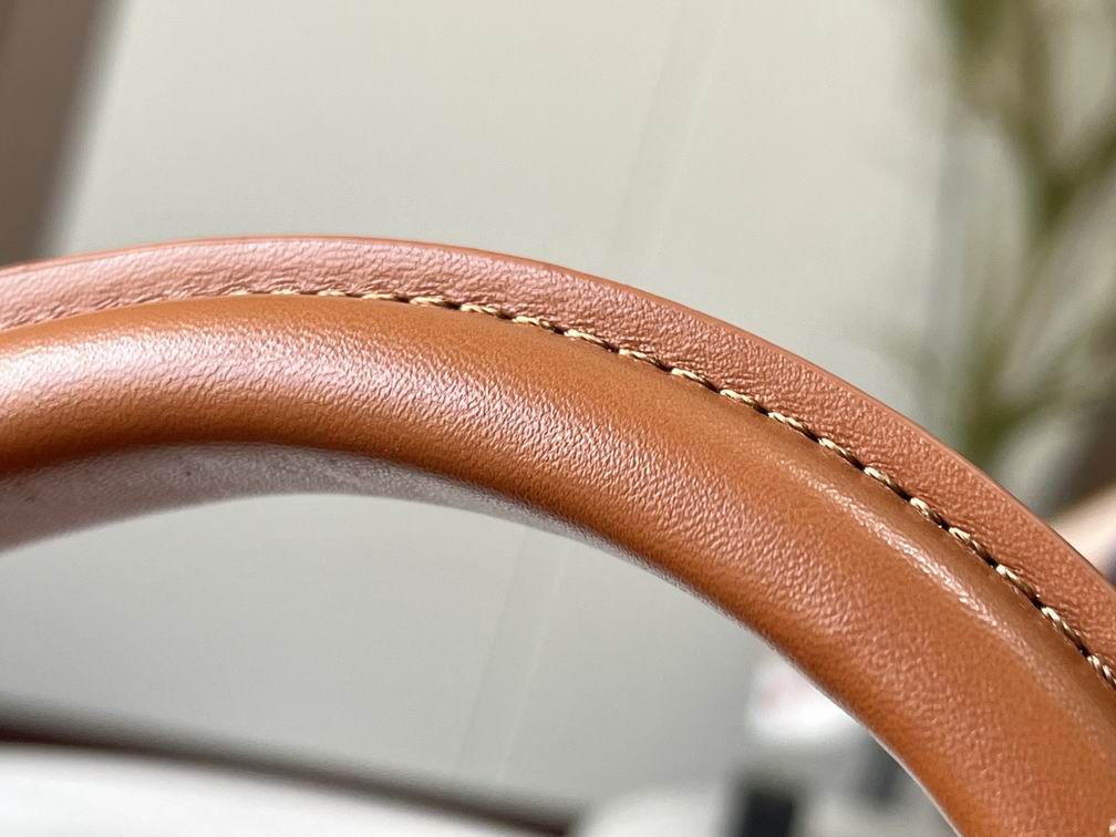 Capucines M57361绣花白棕金31.5x20x11cm cs (7)