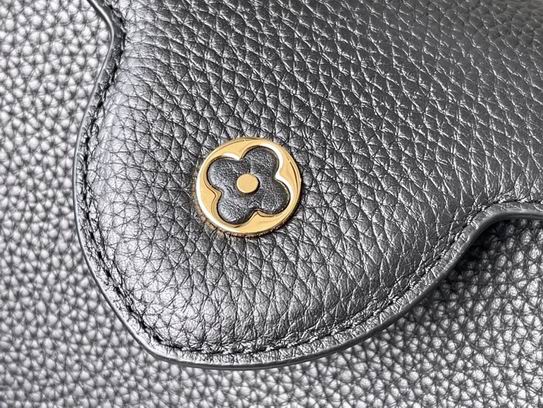 Capucines M59066 S27x18x9cm gf (8)