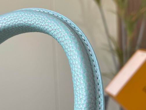 Capucines M59868 27x18x9cm cs (16)