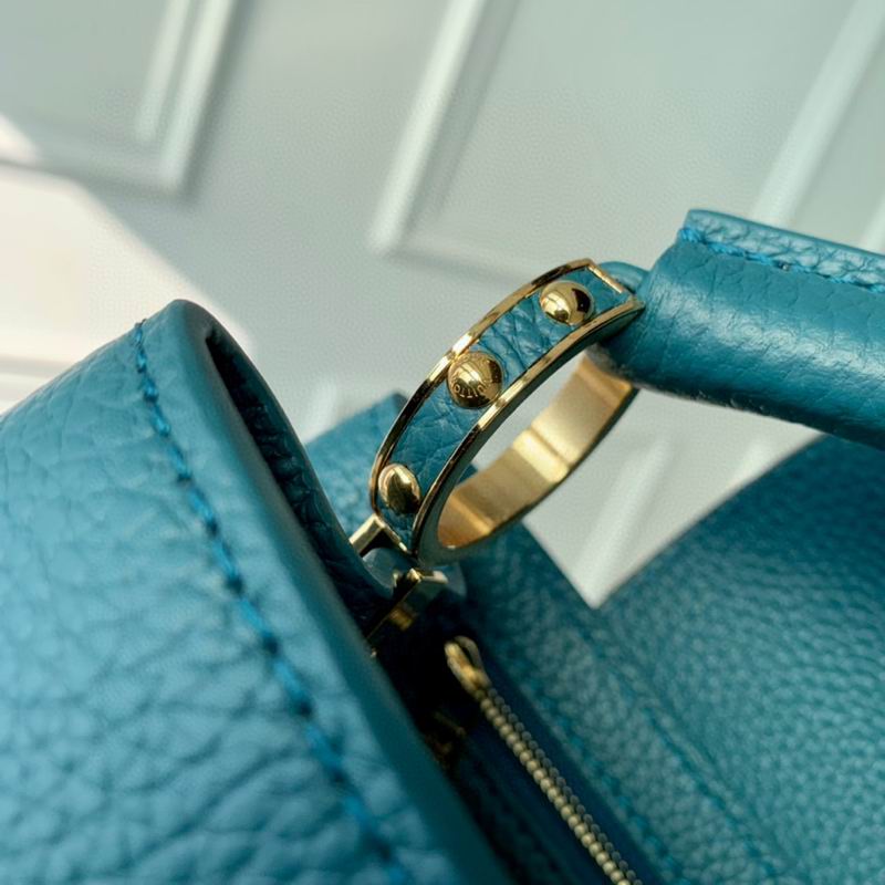 Capucines M81408 27x18x9cm gf (5)