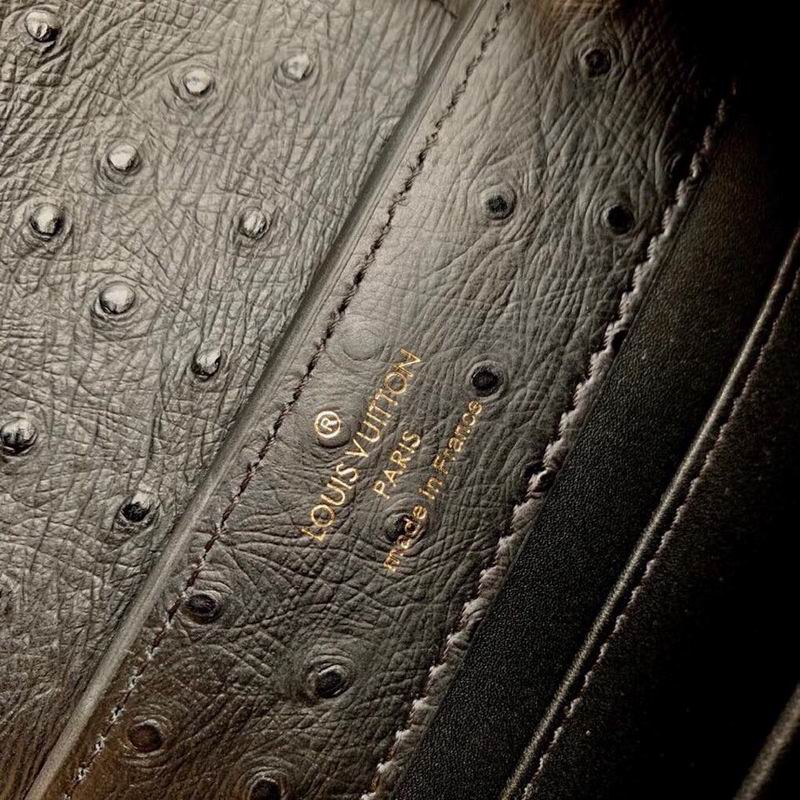 Capucines M93483 21x14x8cm gf (34)