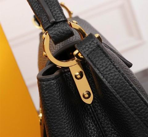 Capucines M94519 cswq (10)