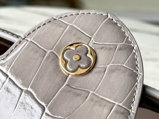 Capucines N81190 27x18x9cm gf (15)