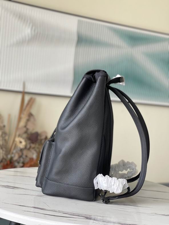 Christopher M58644 30x42x17 cm gf (2)