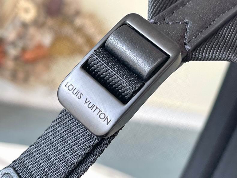 Christopher M58644 30x42x17 cm gf (6)