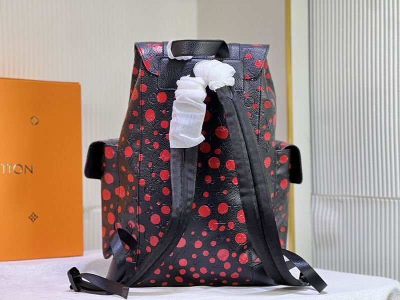 Christopher M21978 38x44x21cm ss (4)