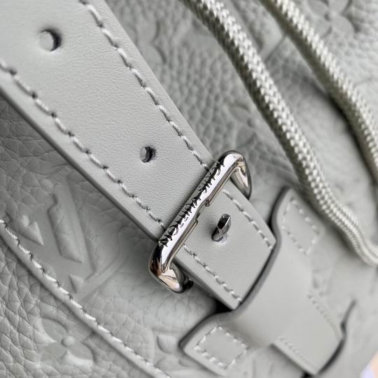 Christopher M23146 32x39x12cm gf (5)