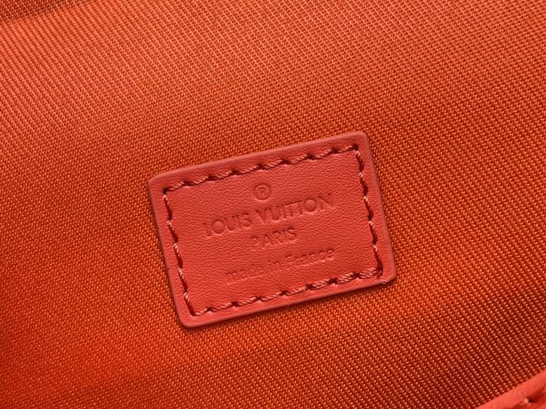 Christopher M23764 38x44x21cm gf (9)