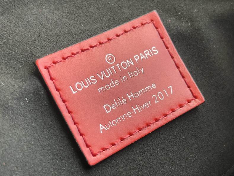 Christopher M41079 26x47x13 cm gf (8)