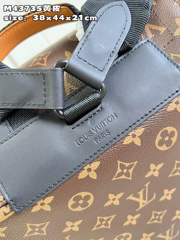 Christopher M43735 38x44x21cm gf (6)