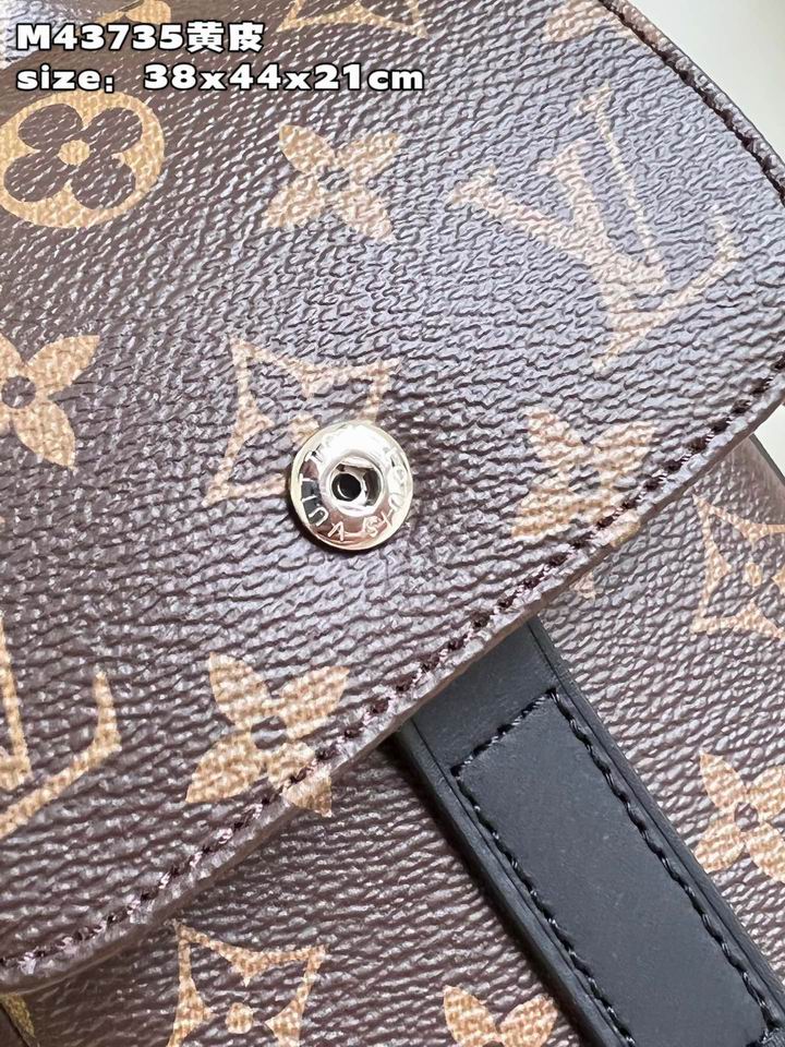 Christopher M43735 38x44x21cm gf (8)