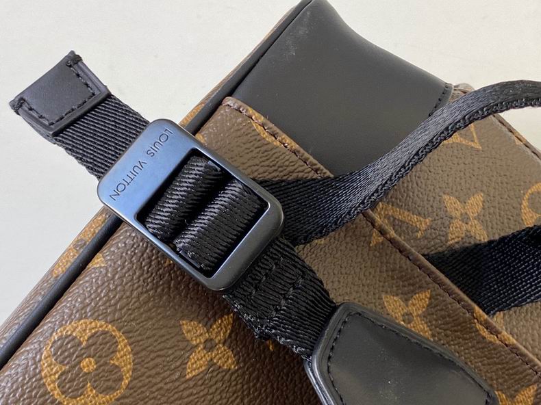 Christopher M45617 41x48x13 cm gf (8)