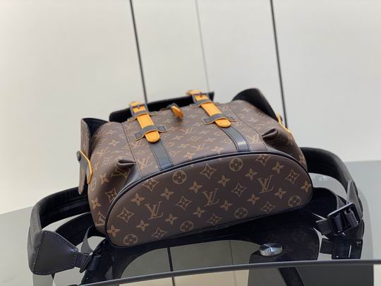 Christopher M46699 32x39x12cm gf (4)