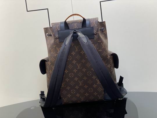 Christopher M46699 32x39x12cm gf (6)