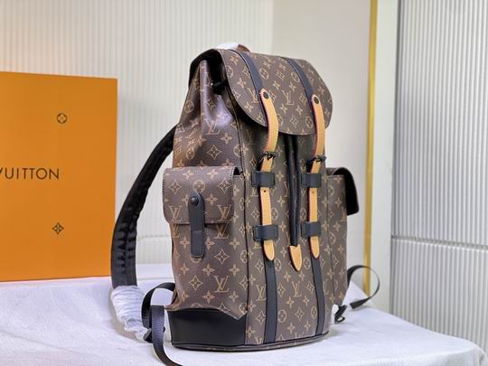 Christopher M46699 38x44x21cm ss (3)