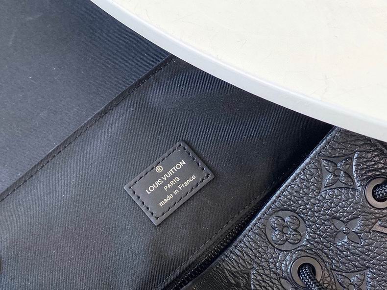 Christopher M55699 41x48x13 cm gf (8)