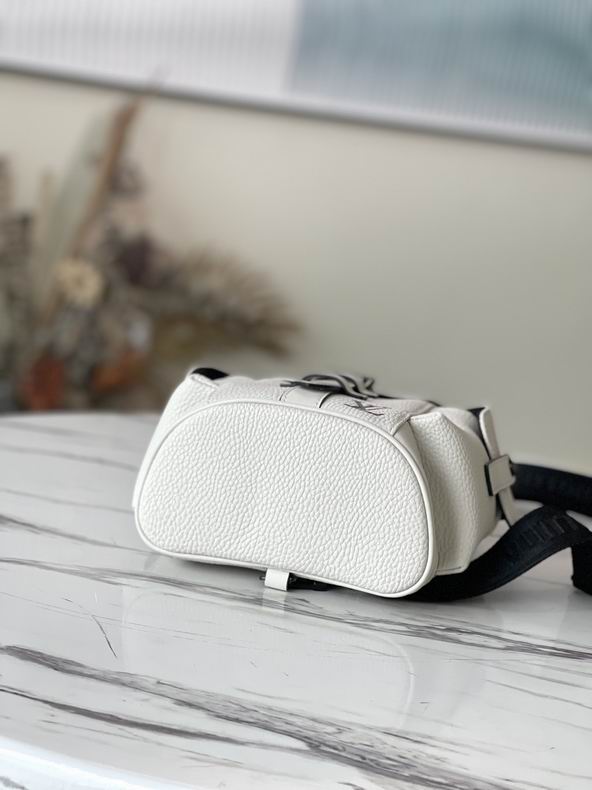 Christopher M58495 14x19.5x5 cm gf (21)