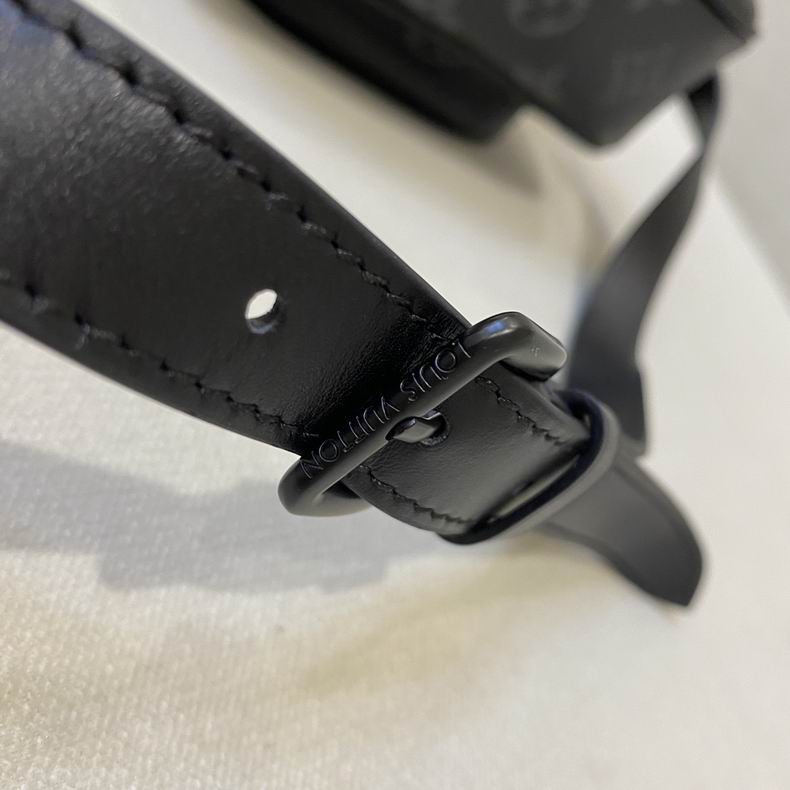 Christopher M69404 15x17x8 cm gf (16)