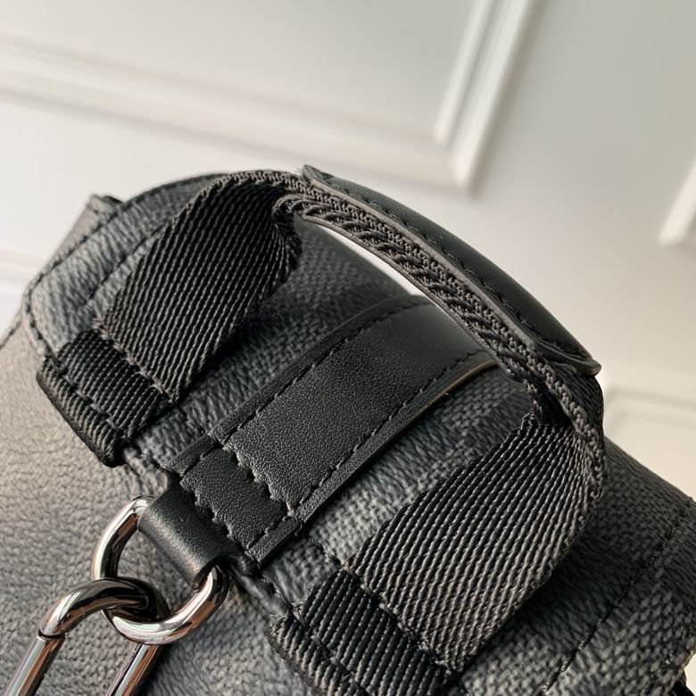 Christopher M82769 14x19x6cm gf (17)