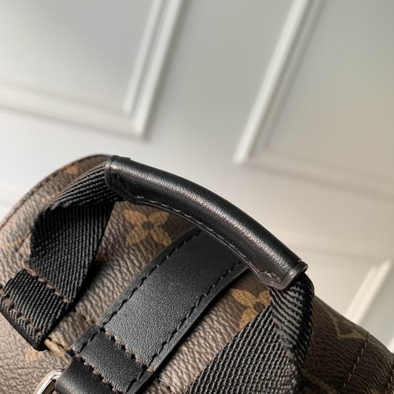 Christopher M82769 14x19x6cm gf (9)