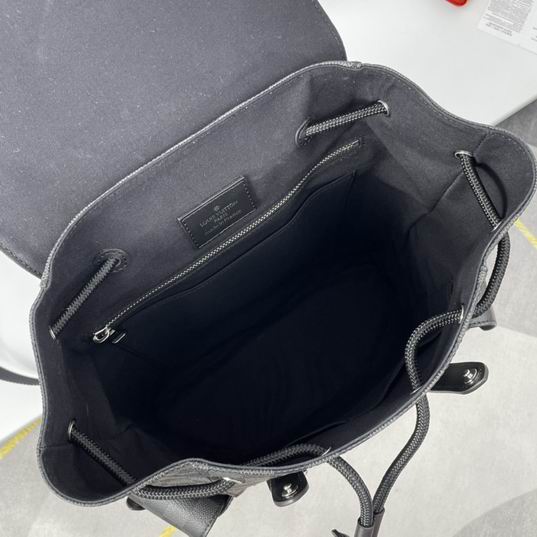 Christopher N41379 38x44x21cm gf (5)