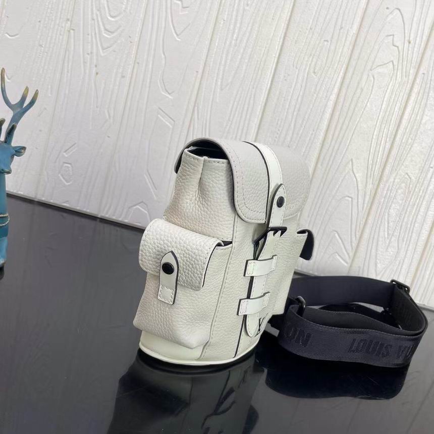 Christopher XS M58495 14x19.5x5 CY (13)