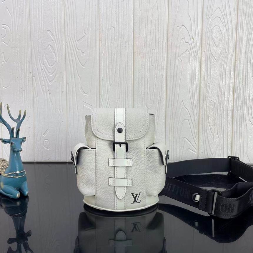 Christopher XS M58495 14x19.5x5 CY (14)