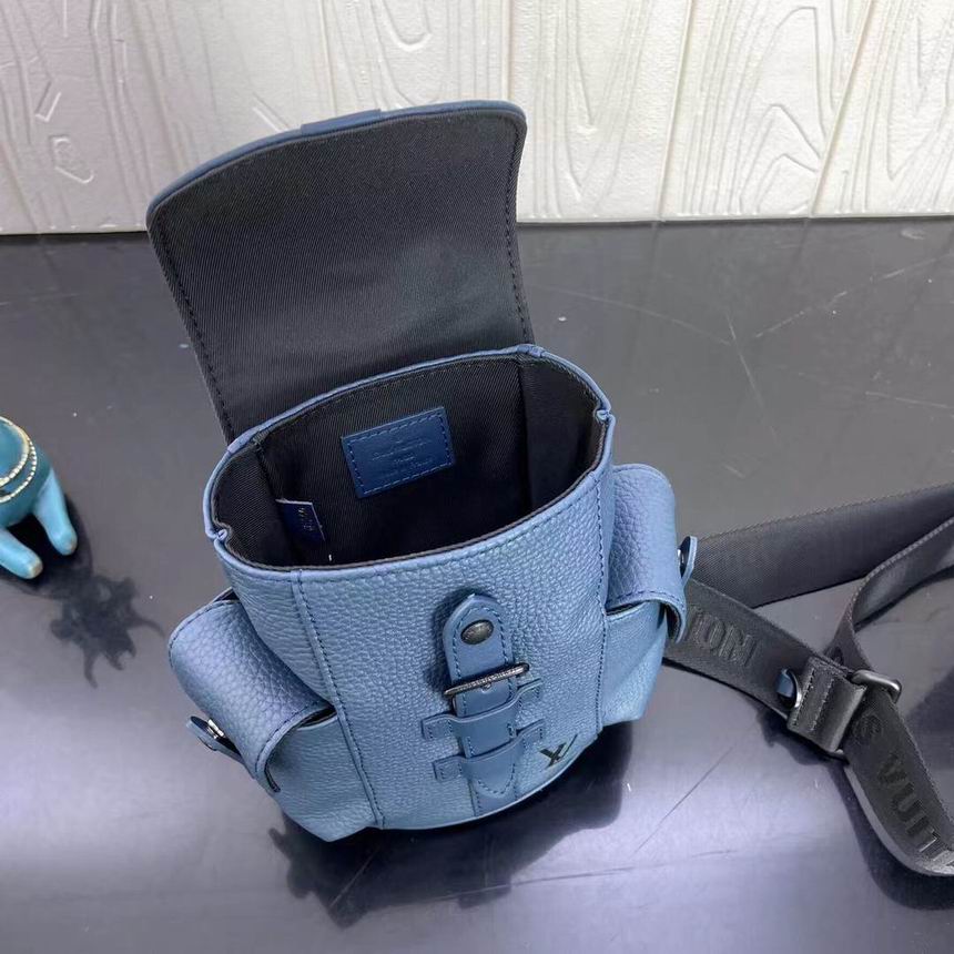 Christopher XS M58495 14x19.5x5 CY (24)