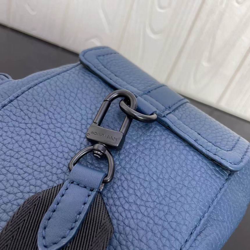 Christopher XS M58495 14x19.5x5 CY (25)