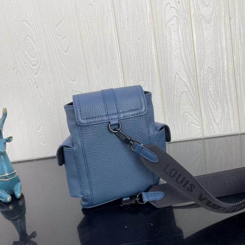 Christopher XS M58495 14x19.5x5 CY (26)