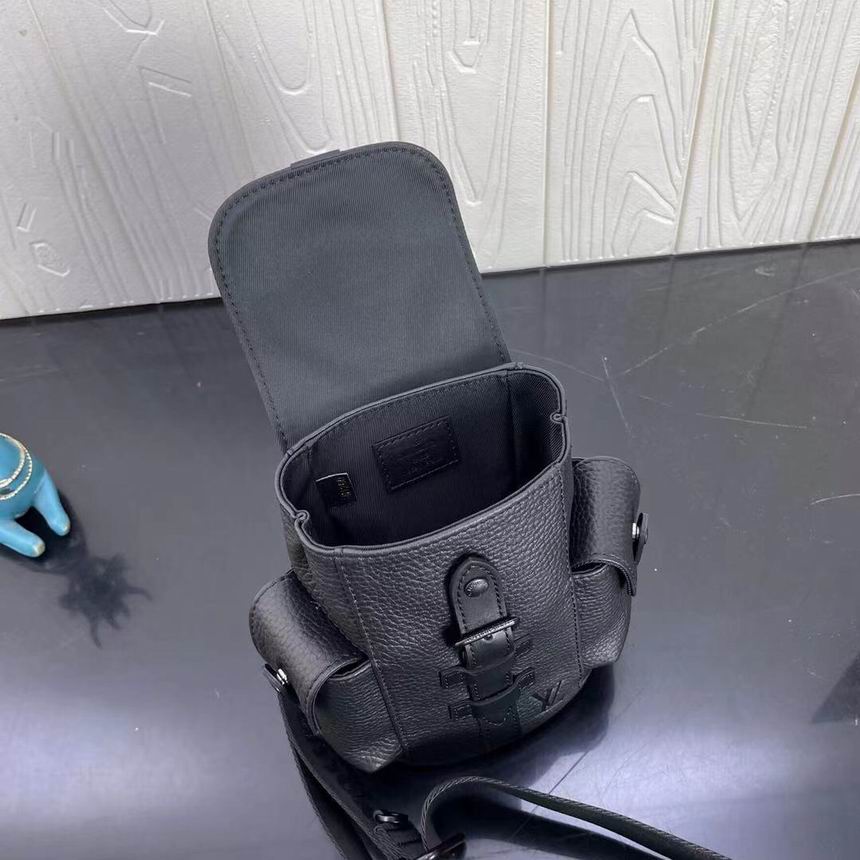 Christopher XS M58495 14x19.5x5 CY (4)