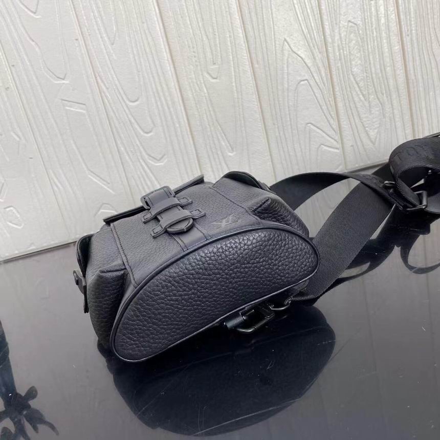 Christopher XS M58495 14x19.5x5 CY (7)