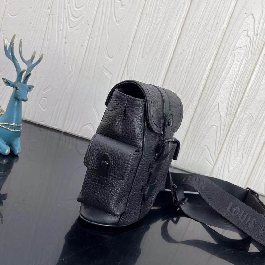 Christopher XS M58495 14x19.5x5 CY (9)