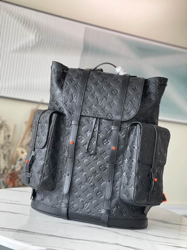 Christoppher M53286 44x49x22 af (1)