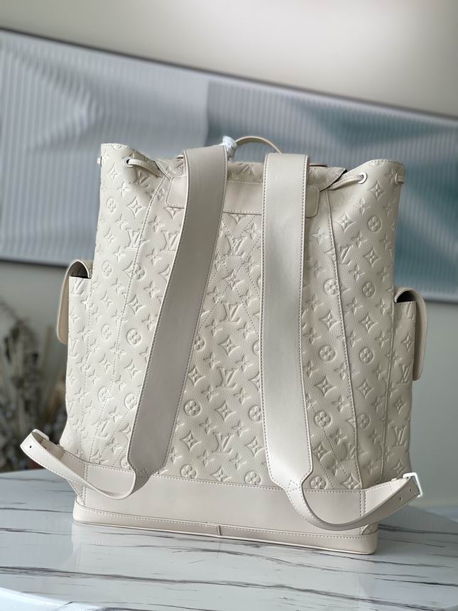 Christoppher M53286 44x49x22 af (11)