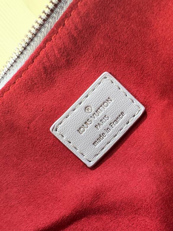 Coussin M57782 26x20x12cm ss2 (18)