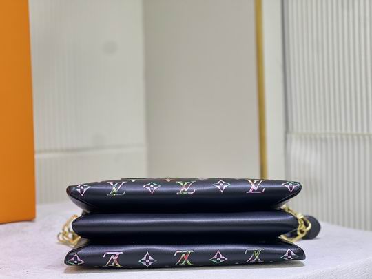 Coussin M57782 M57790 30cm cs (3)