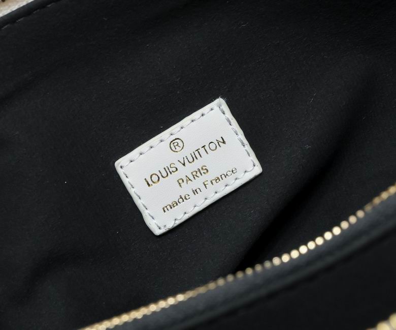 Coussin M57783 34X24X12cm YG 4 (8)