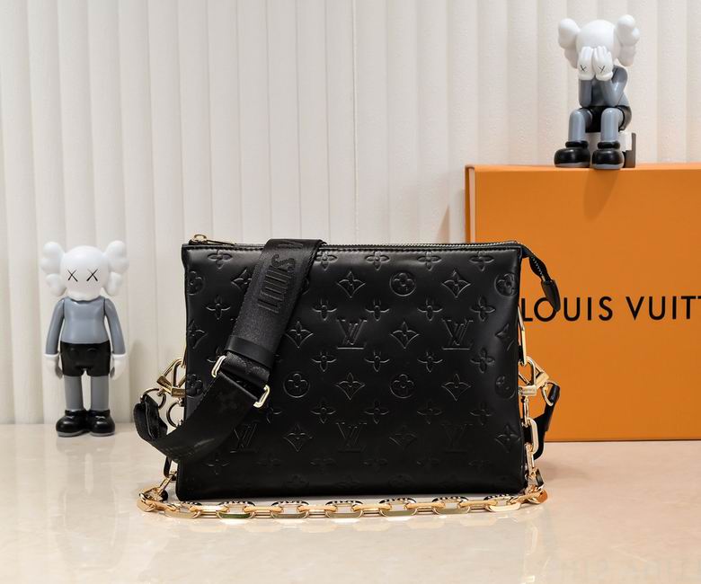 Coussin M57790 26X20X12cm YG 17 (1)