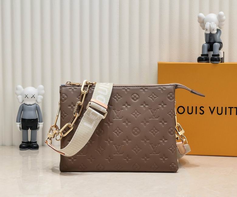 Coussin M57790 26X20X12cm YG 2 (1)