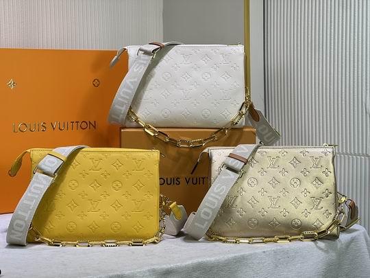 Coussin M57790 S26x20x12cm cs (1)