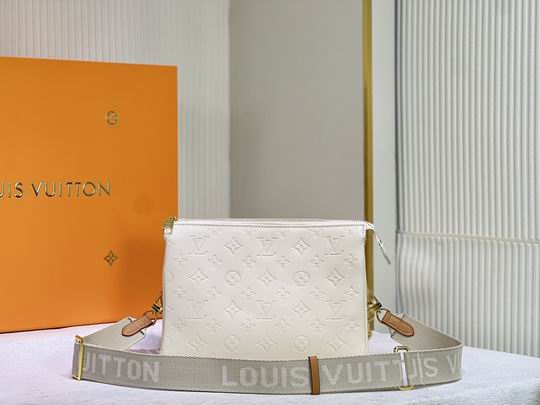 Coussin M57790 S26x20x12cm cs (16)