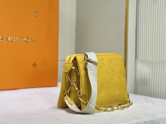 Coussin M57790 S26x20x12cm cs (22)