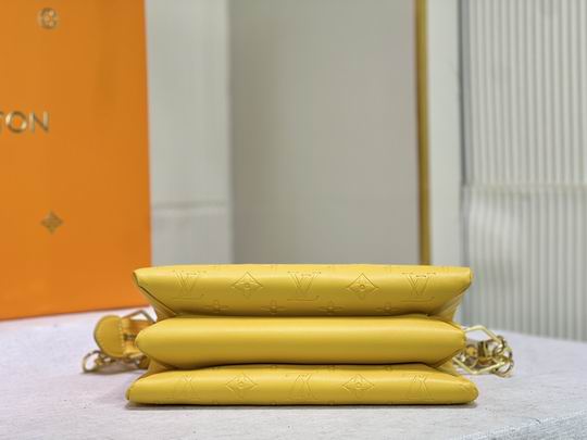 Coussin M57790 S26x20x12cm cs (23)