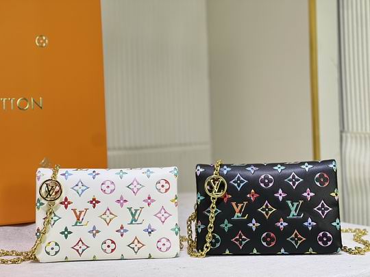 Coussin M81693 M80742 20x14x8cm cs (1)