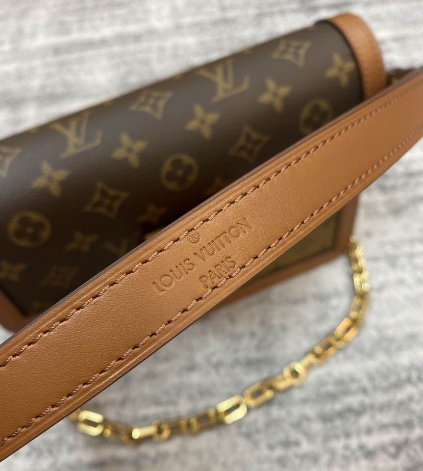 Dauphine M44391 M25x17x10.5cm gf (5)