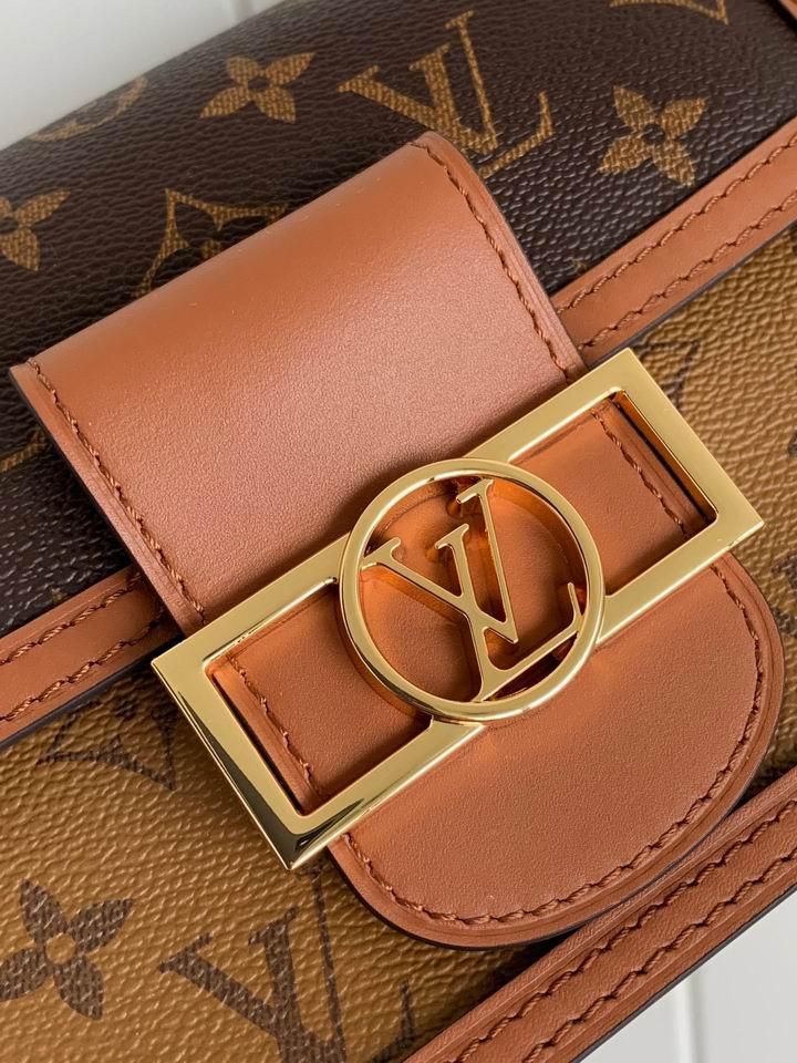 Dauphine M44580 gy (8)