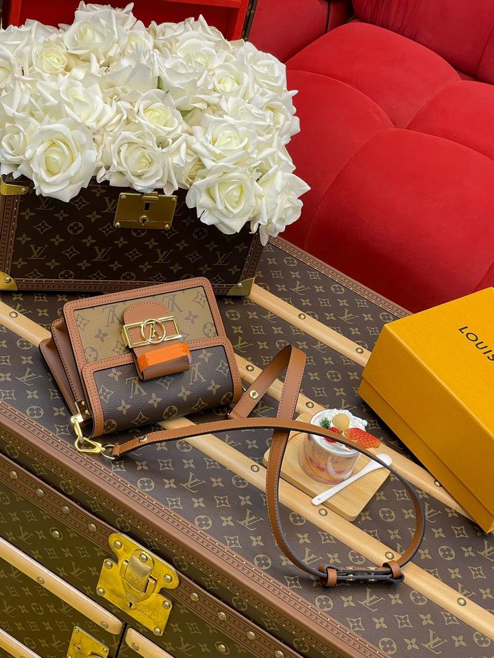 Dauphine M45959 20x15x9cm gf (6)